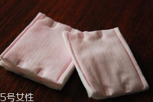 化妝棉和卸妝棉有什么區(qū)別？化妝棉功能更全