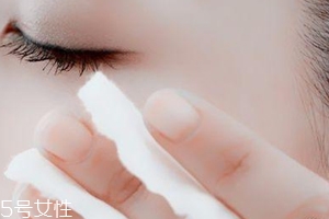 化妝棉濕敷多久好？五分鐘就好