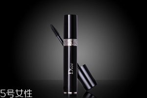 迪奧睫毛膏怎么樣？刷完睫毛膏再夾一次睫毛更卷翹