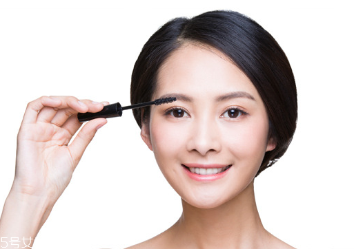 眼睫毛怎么保養(yǎng)？損傷睫毛的壞習(xí)慣