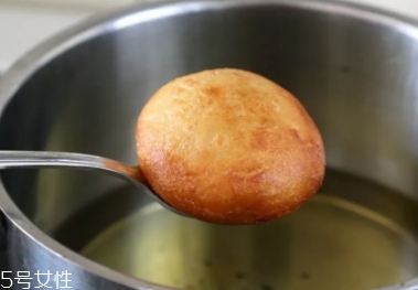 糖糕炸出來很硬怎么辦？