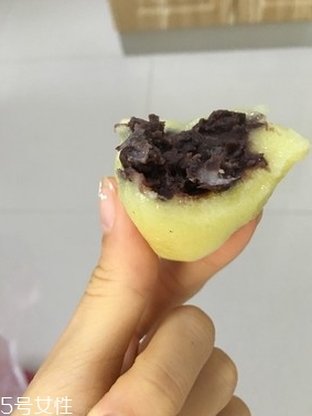粘豆包蒸多長時間能熟？用冷水還是熱水蒸