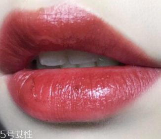 Mac口紅哪個顏色最火？6款最愛唇色試色