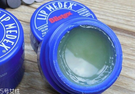 blistex小藍(lán)罐怎么用？性價比超高的護(hù)唇膏