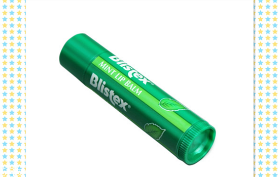 blistex唇膏有哪幾款？使用唇膏應(yīng)該適量