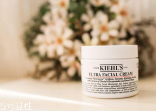 冬天護(hù)膚用霜還是乳？6款適合冬天用的護(hù)膚品推薦