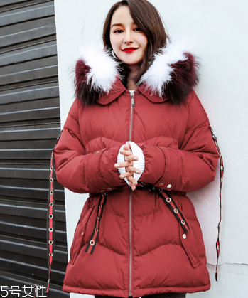 冬天穿什么羽絨服顯瘦？教你做冬日小妖精