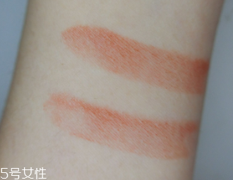 冬天護(hù)膚用霜還是乳？6款適合冬天用的護(hù)膚品推薦