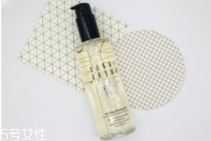 卸妝油哪個(gè)牌子好用？網(wǎng)紅卸妝油盤點(diǎn)
