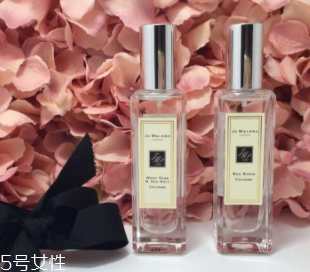 女士香水什么味道好？這6款香水親切又高級