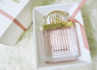女士香水什么味道好？這6款香水親切又高級