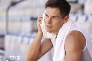 出很多汗是有益的嗎？出汗并不能排出有害物質(zhì)