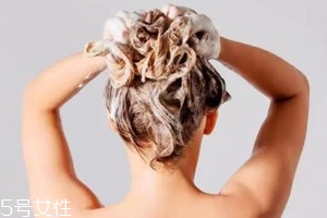 油性發(fā)質(zhì)要每天洗頭嗎？秋冬完全不需要