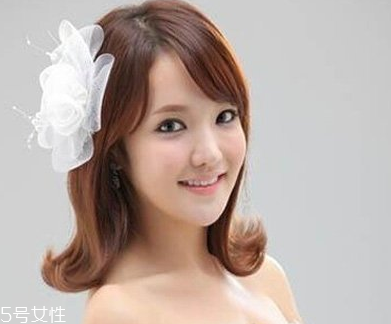 短發(fā)怎么做新娘造型？編發(fā)好看又簡單