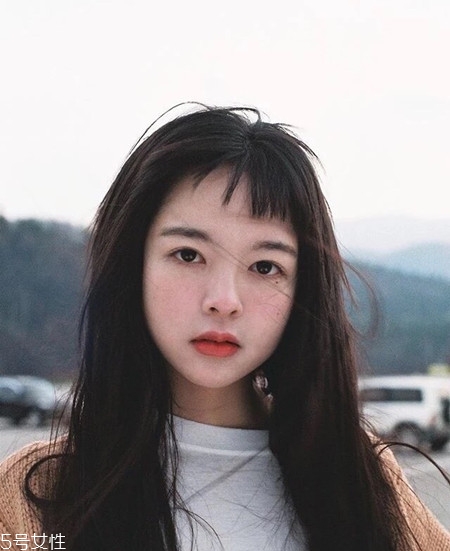 圓臉妹子適合什么發(fā)型？短發(fā)更能突顯氣質(zhì)