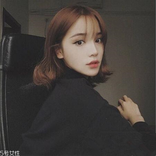 齊肩發(fā)怎么燙好看？女生發(fā)型設(shè)計(jì)與臉形搭配