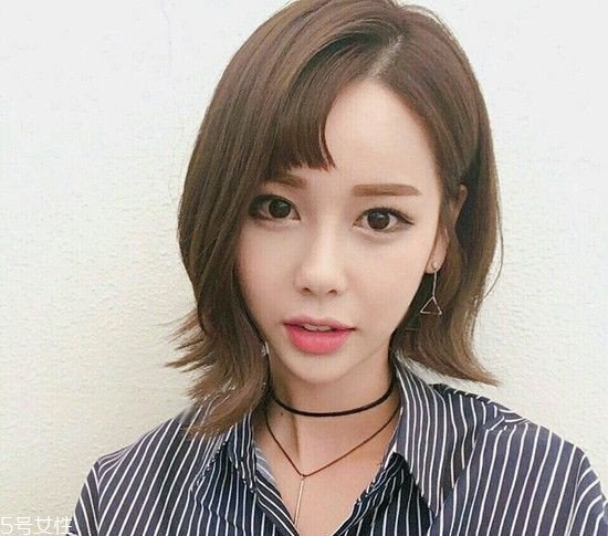 外翹短發(fā)適合什么臉型？再燙內(nèi)扣你就out了