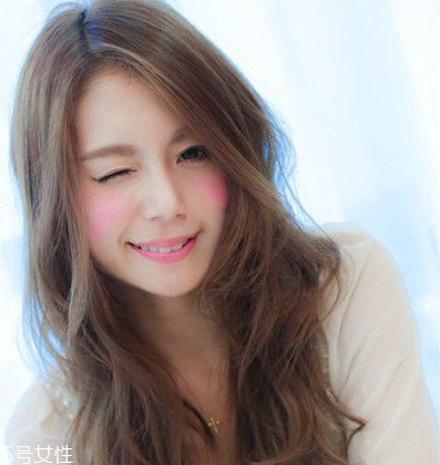 鵝蛋臉扎什么馬尾好看？肉肉臉適合這些發(fā)型