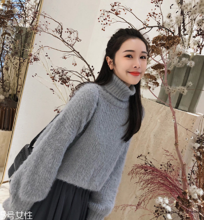 毛衣和衛(wèi)衣哪個顯瘦？教你穿成紙片人