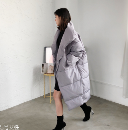2018流行什么款式的羽絨服？這些羽絨服冬日必備