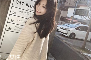 毛衣粘上羽絨毛怎么辦？五大妙招來助陣