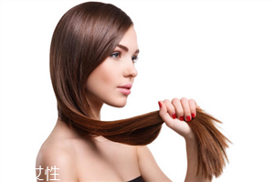 頭發(fā)靜電多是怎么回事？頭發(fā)容易油不是濕氣重