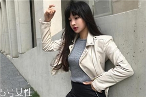 白色皮衣怎么搭配？兼具優(yōu)雅與干練