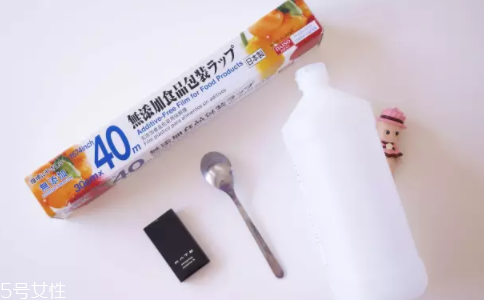 彩妝盤都有什么？小巧輕便型彩妝盤適合日常