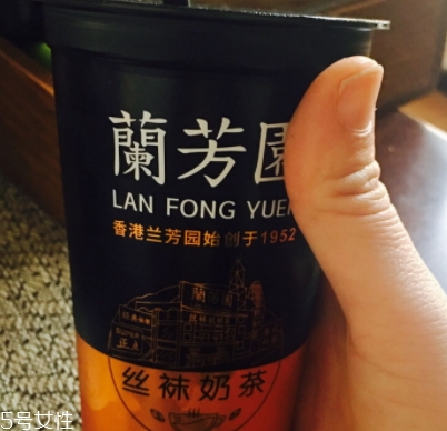 杯裝蘭芳園絲襪奶茶怎么喝？無需沖泡的便攜奶茶