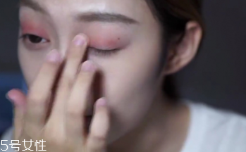 微醺桃花妝怎么化妝？簡單步驟滿足爆棚少女心
