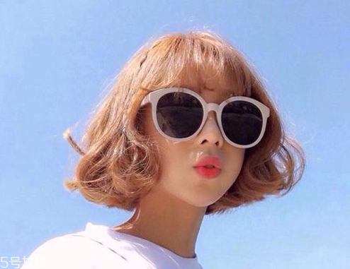 矮個子女生什么發(fā)型顯高？換個發(fā)型瞬間百變