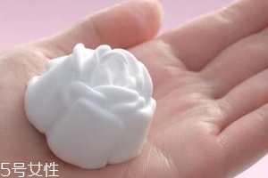 泡沫洗面奶可以帶上飛機嗎？可以帶上飛機但有容積限制