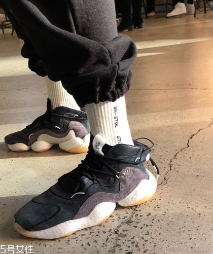 bristol studio與adidas crazy byw聯(lián)名款在哪買_多少錢？