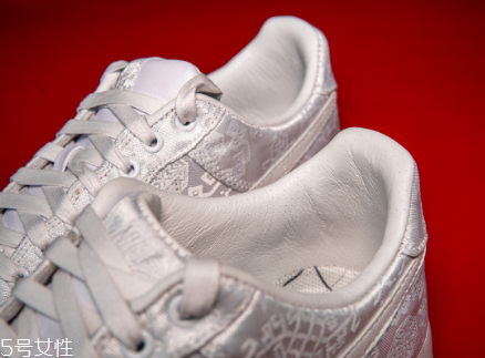 clot與nike air force 1合作款白絲綢怎樣原價買到？