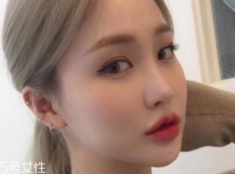 染發(fā)選什么顏色？黃皮適合亞麻和深棕