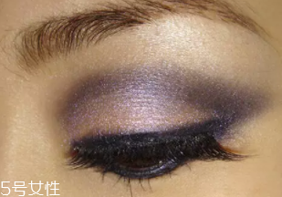 紫色眼影怎么畫好看？淡紫色超有女人味