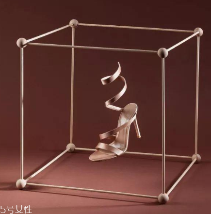 casadei鞋子多少錢？開啟你的奢華清單