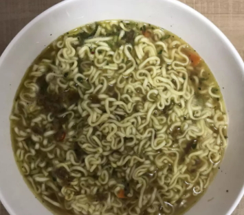 藤嬌牛肉面和藤椒牛肉面哪個好吃？統(tǒng)一和康師傅的對決
