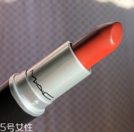 2018今年MAC和紀(jì)梵希口紅哪個(gè)值得買(mǎi)？紀(jì)梵希低調(diào)奢華