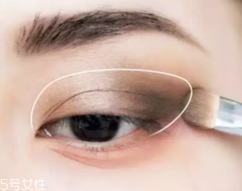 過年涂什么口紅？這些唇色讓親屬夸你好看
