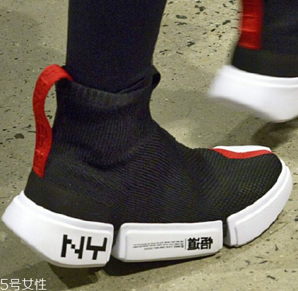 李寧紐約時裝周走秀款悟道球鞋在哪買_多少錢？