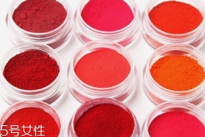 口紅粉怎么用？口紅色粉手工diy