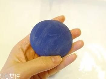新買的氣墊粉撲要洗嗎？用久了一定要清洗