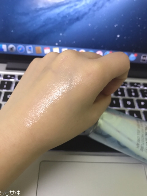 愛敬氣墊專柜多少錢？愛敬精華水粉霜氣墊bb