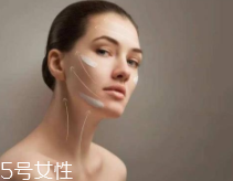 隔離霜怎么洗干凈？卸妝油最適合卸除隔離霜