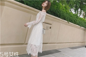 蕾絲長裙配什么上衣？優(yōu)雅氣質(zhì)小女人