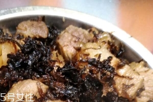 梅干菜怎么泡發(fā)？溫水泡即可