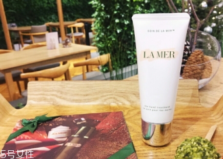 海藍(lán)之謎和sk2哪個(gè)好？從檔次膚質(zhì)適合情況比較