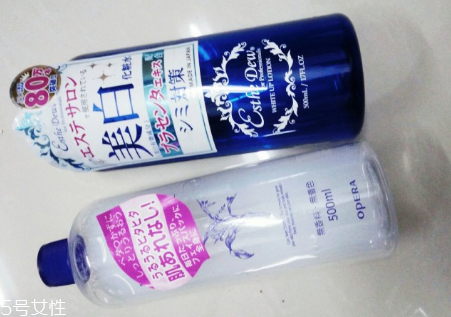 日本櫻桃水好用還是薏仁水好用？高性價(jià)比的化妝水