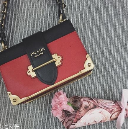 prada是一線品牌嗎？意大利百年奢侈品牌